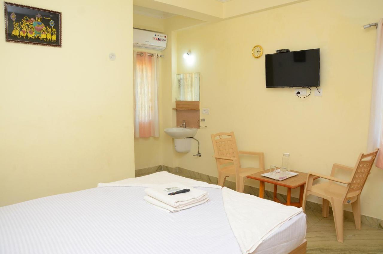 Hari Iyer Residency Hotel Tiruchchendūr Eksteriør billede
