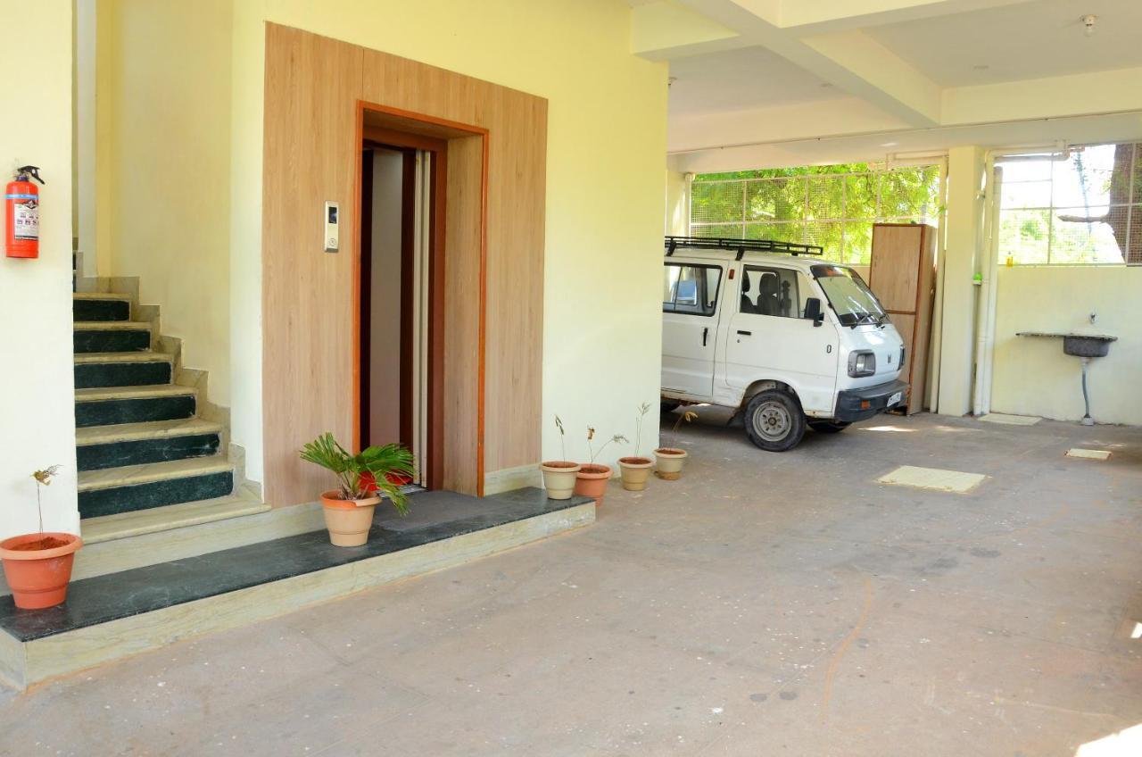 Hari Iyer Residency Hotel Tiruchchendūr Eksteriør billede